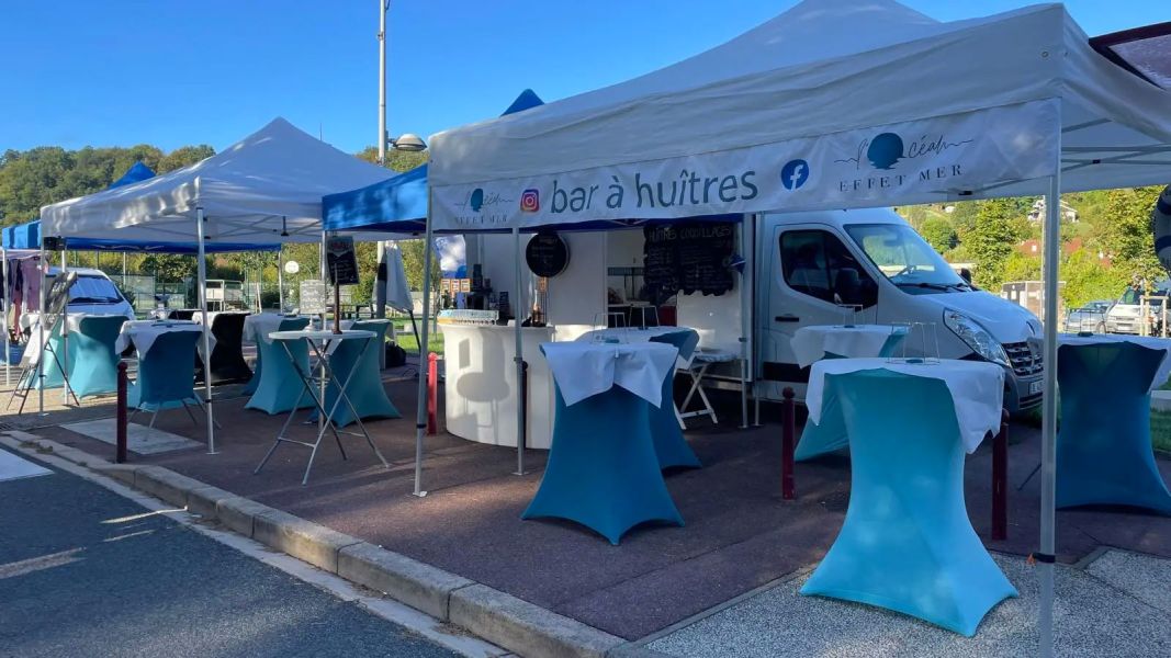 marche-charavines-bar-a-huitres-effet-mer